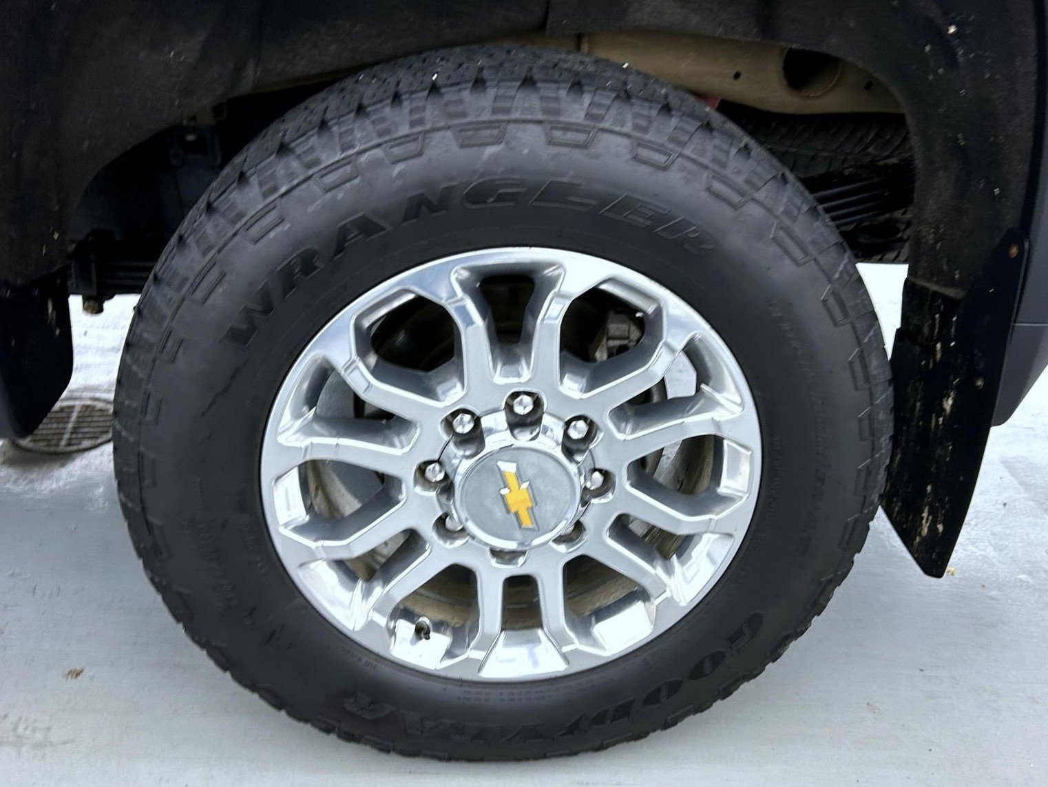 Used 2024 Blue Chevrolet LTZ image 23