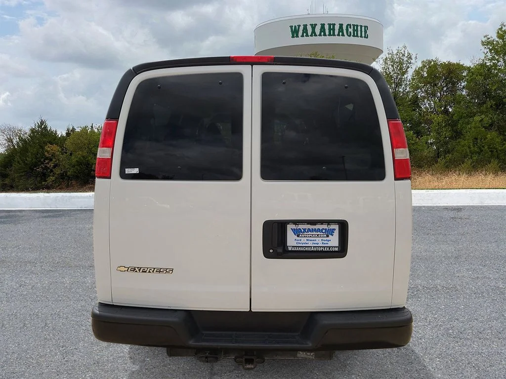 Used 2023 White Chevrolet LS image 4
