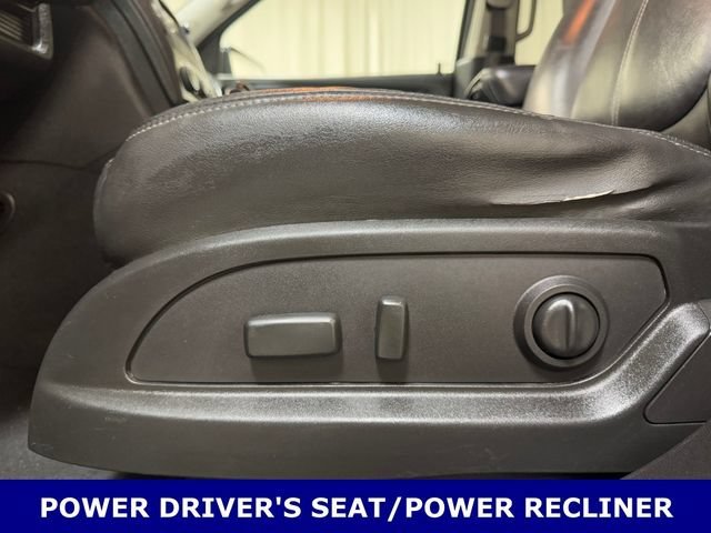Used 2015 TUNGSTEN METALLIC Chevrolet LT image 16