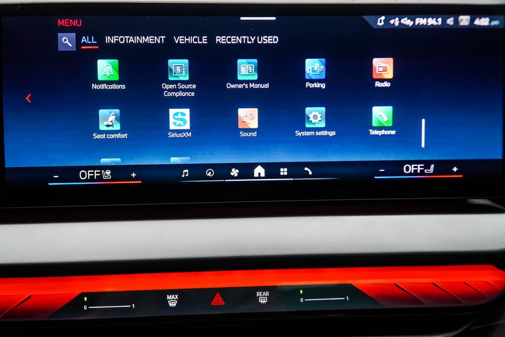 Used 2025 Gray BMW M50 xDrive image 27