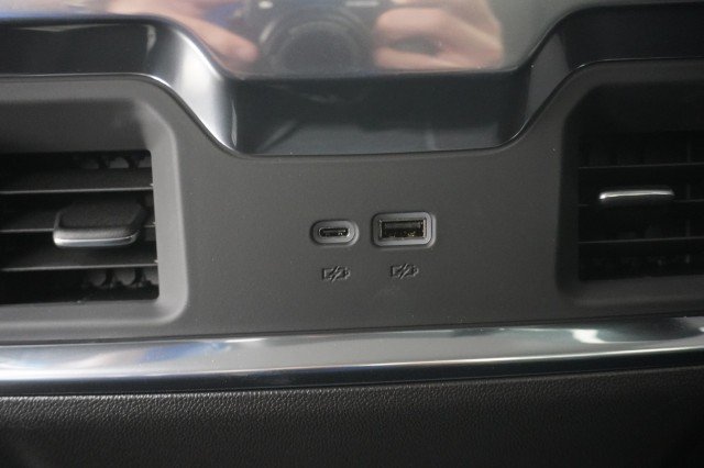 2026 GMC Sierra 1500 SLT - Photo 26