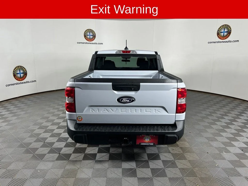 New 2026 Space White Metallic Ford XLT image 18