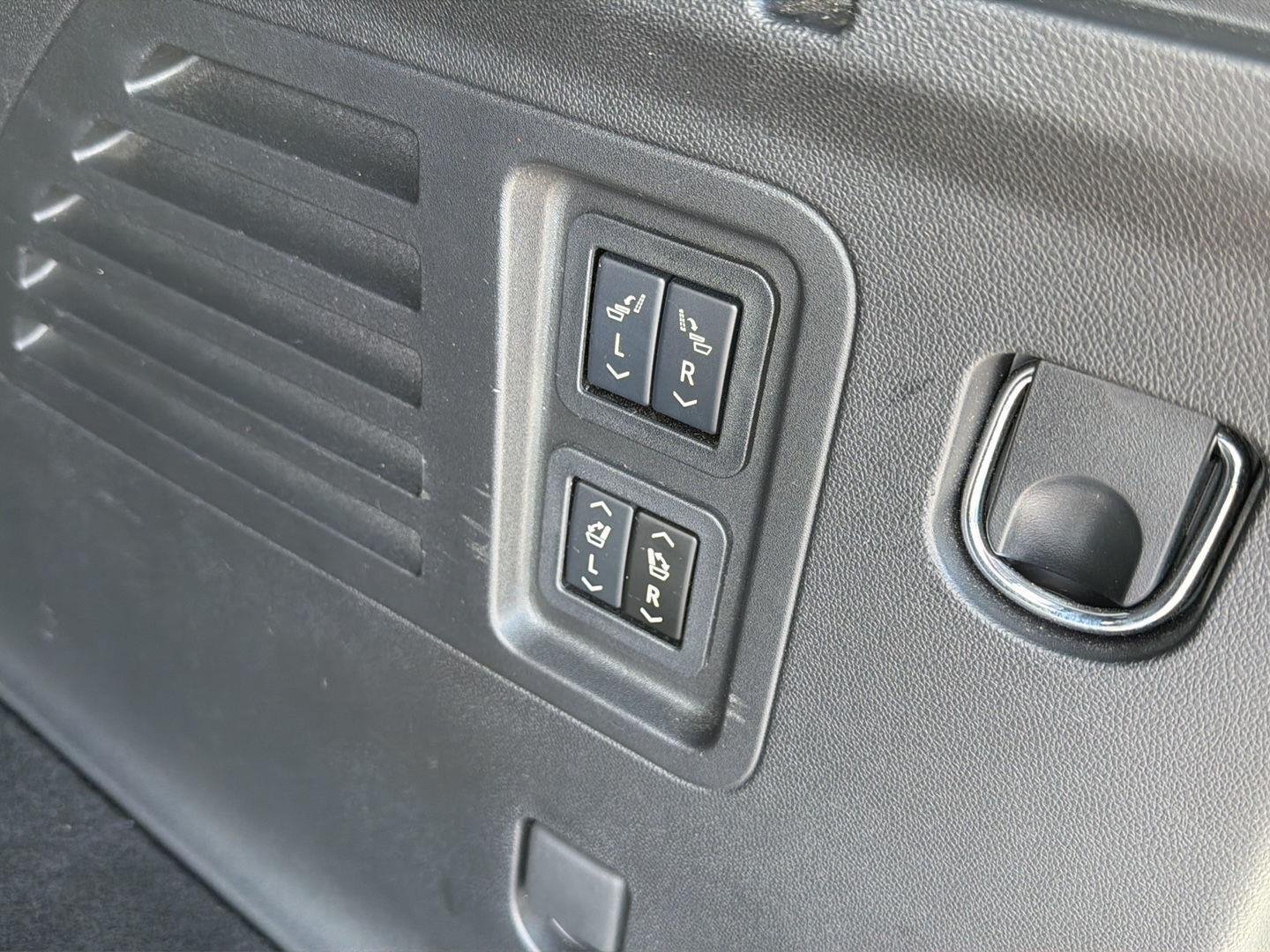 Used 2024 Mosaic Black Metallic Chevrolet FWD RS image 36