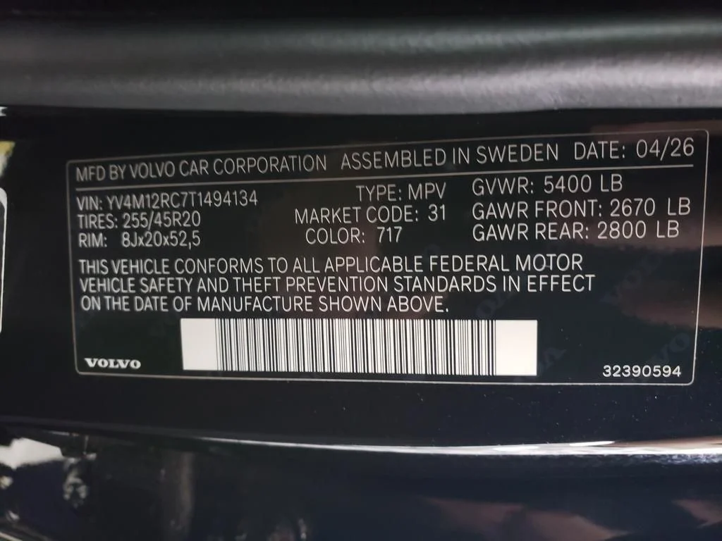 New 2026 Onyx Black Volvo Plus image 27