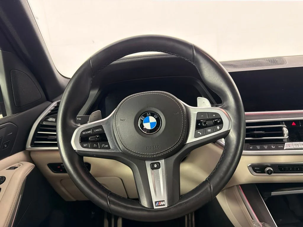 Used 2022 Mineral White Metallic BMW xDrive40i image 18