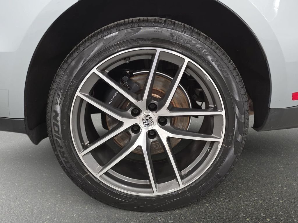 Used 2024 Silver Porsche Base image 29