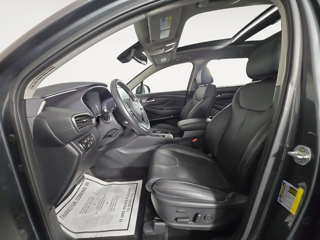 Used 2020 Green Hyundai Limited image 9