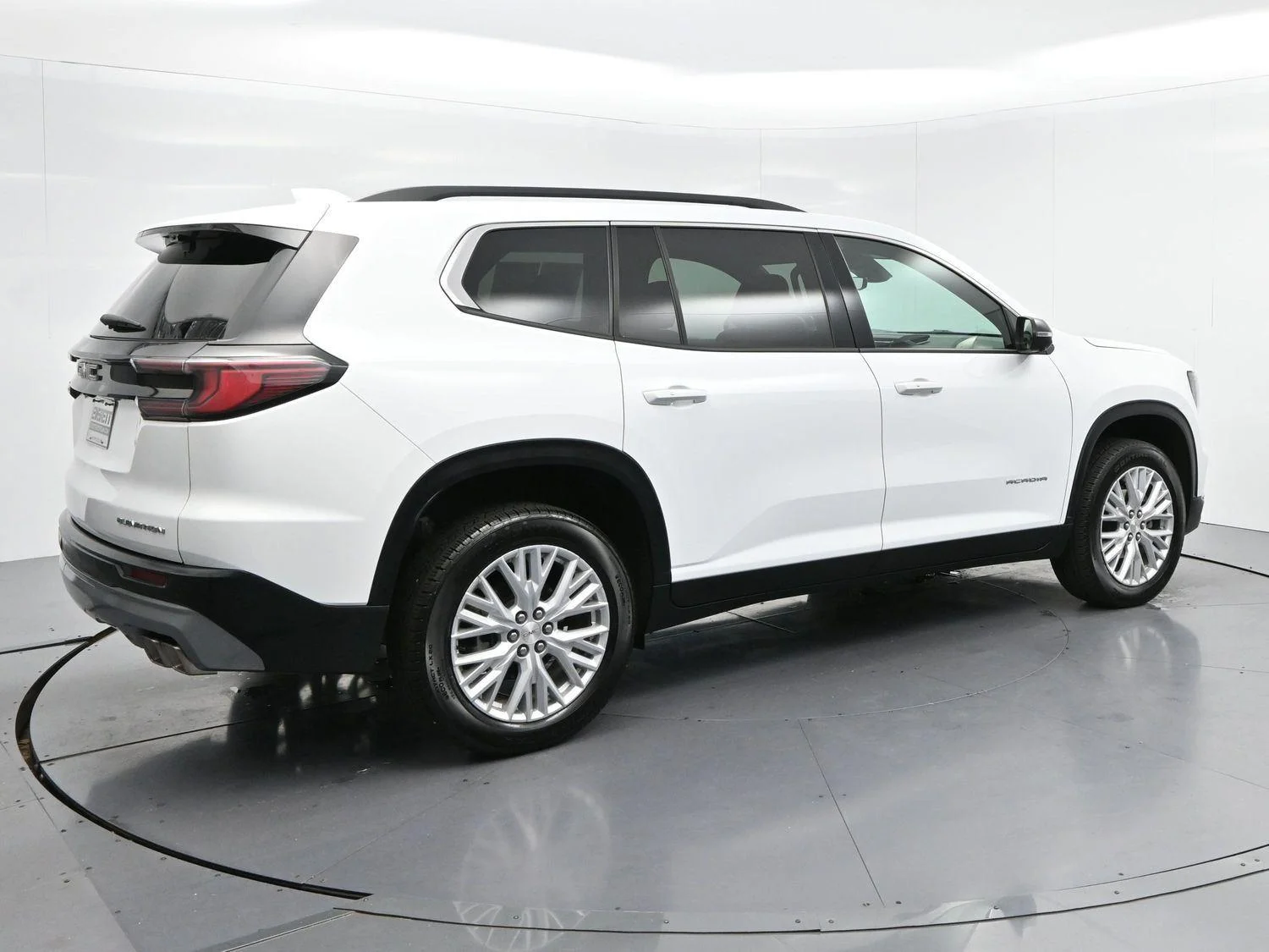 Used 2026 Summit White GMC Elevation image 7