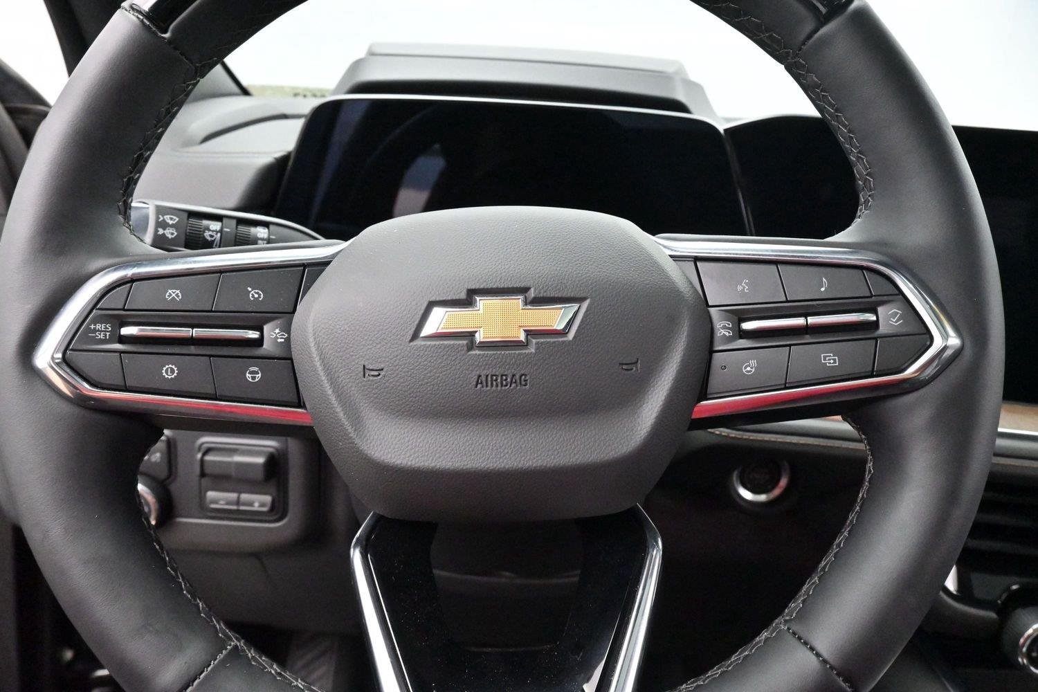 Used 2025 Black Chevrolet High Country image 19