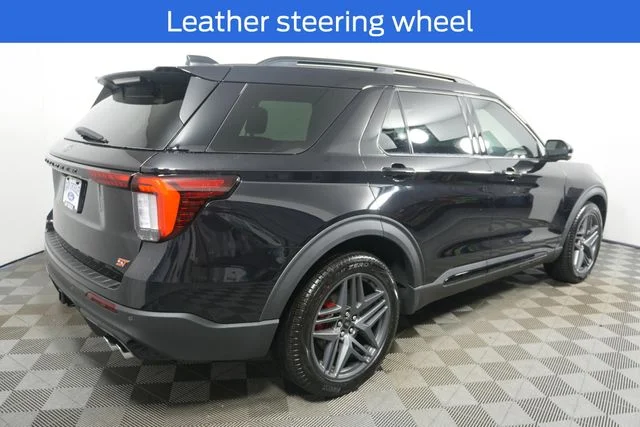 New 2026 Agate Black Metallic Ford ST image 18