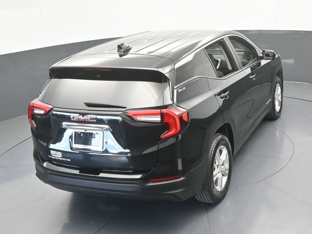 Used 2023 Ebony Twilight Metallic GMC SLE image 45