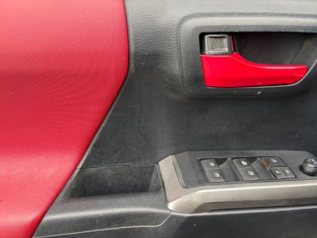 Used 2019 Black Toyota SR5 image 10