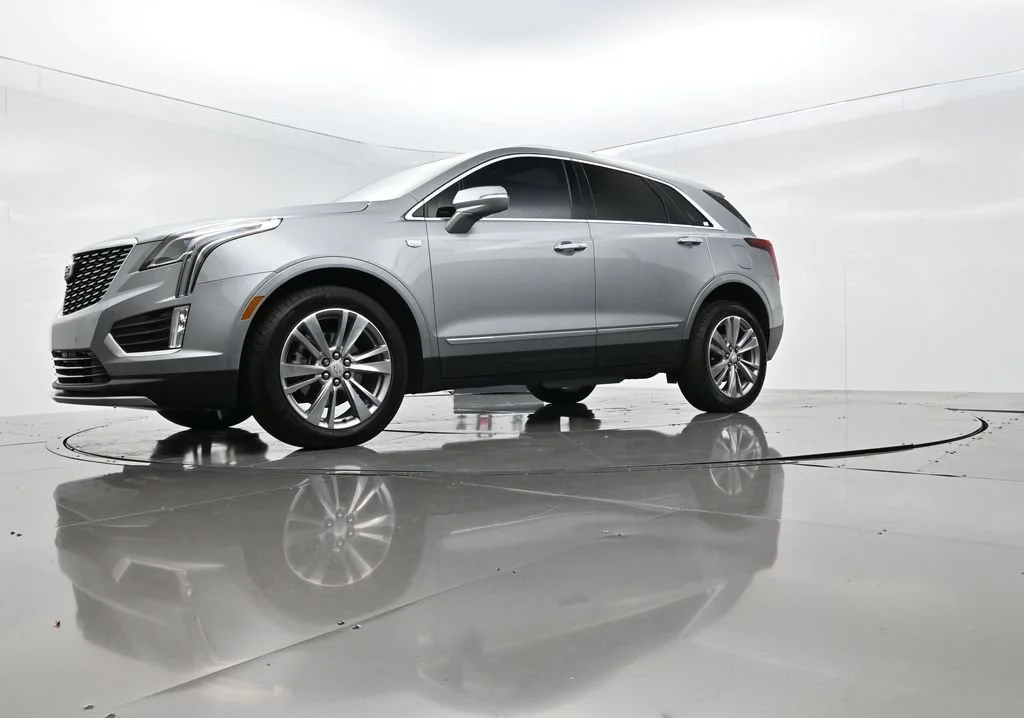 Used 2024 Argent Silver Metallic Cadillac Premium Luxury image 45