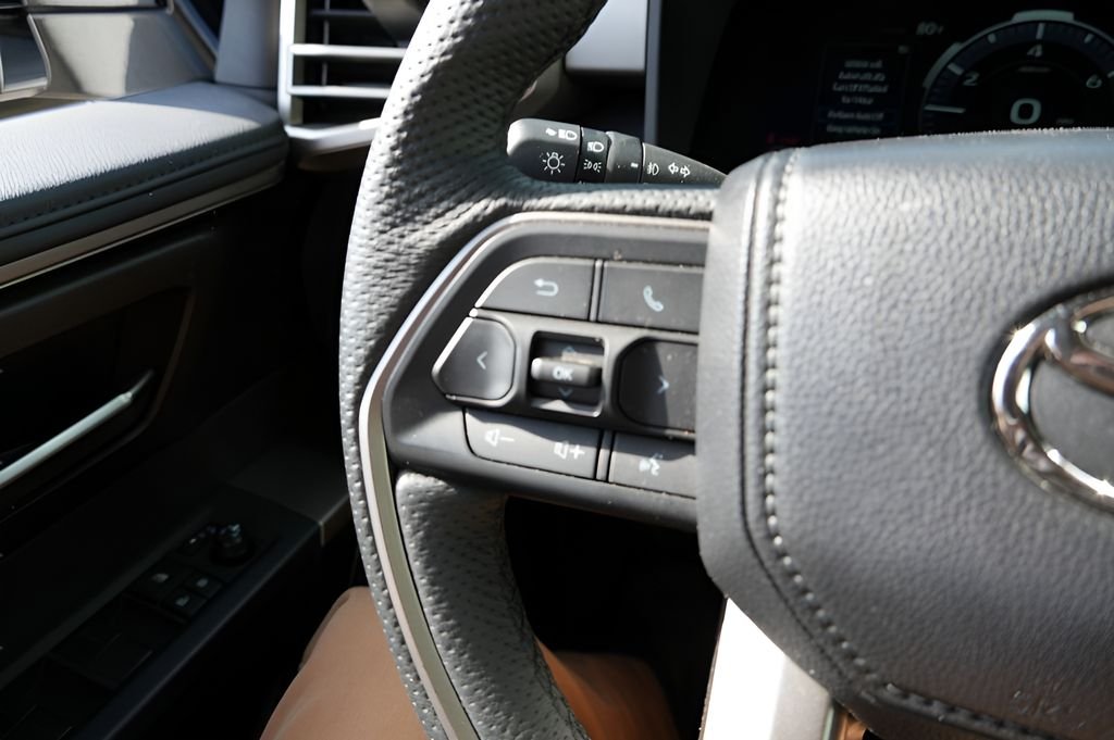 Used 2026 Ice Cap Toyota SR5 image 24