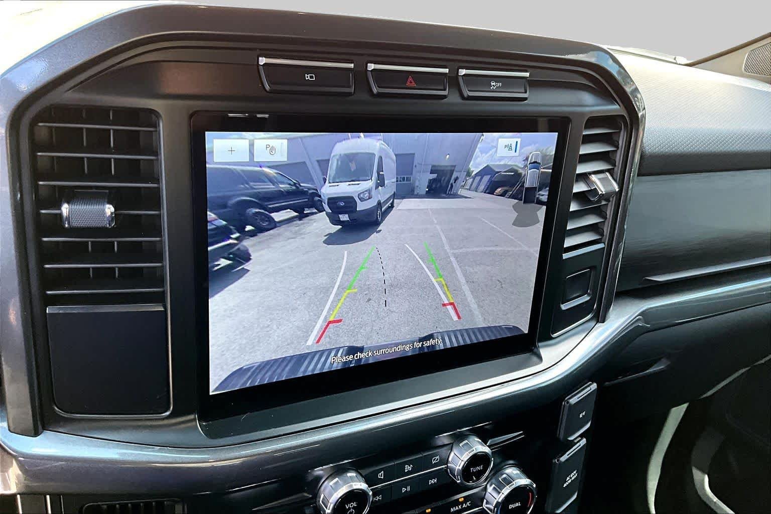 Used 2023 Oxford White Ford XLT image 29