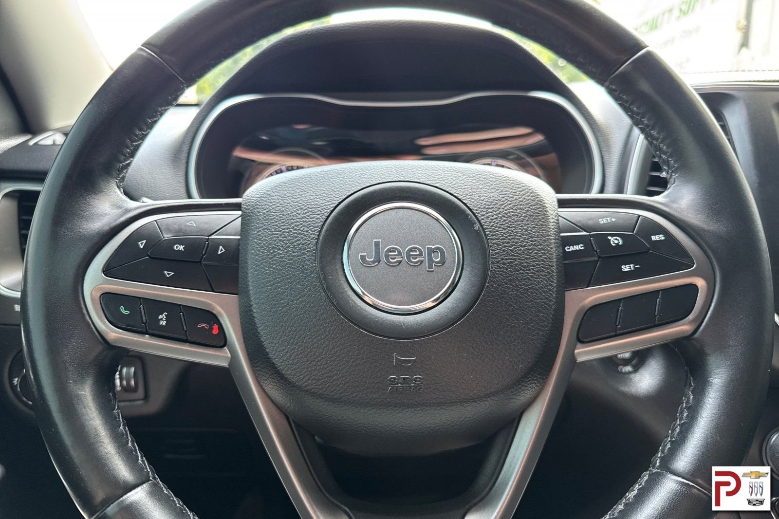 Used 2019 Gray Jeep Latitude Plus image 26