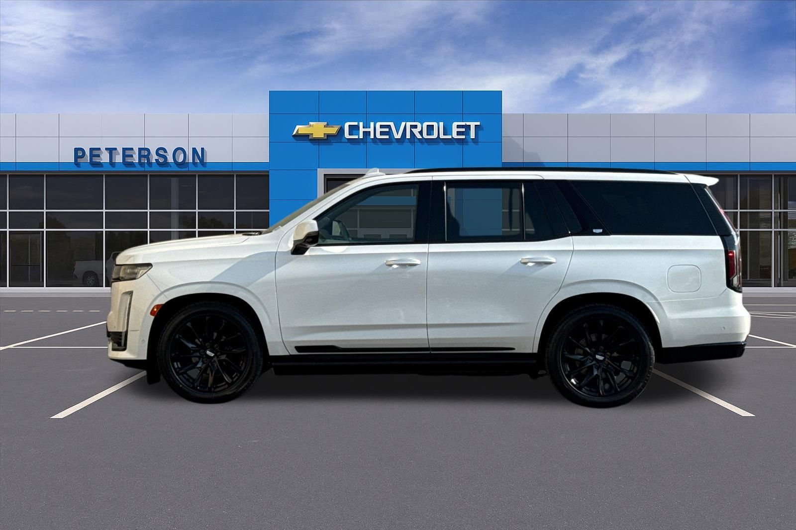Used 2024 White Cadillac Sport Platinum image 7