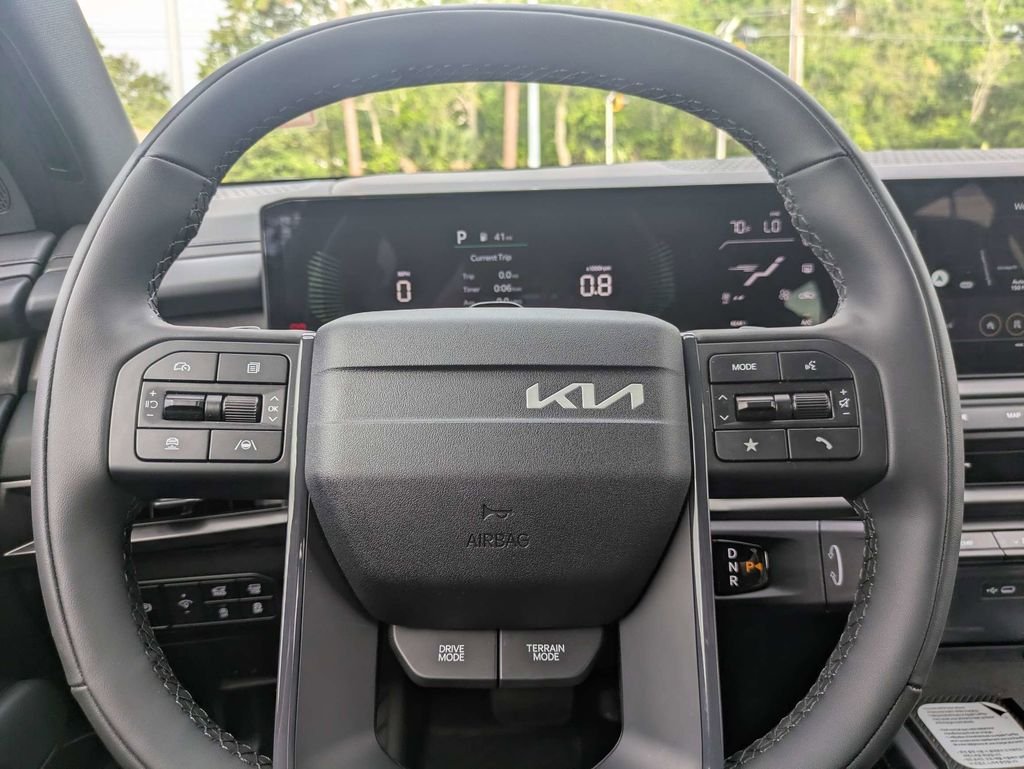 New 2027 Black Jade Green Kia X-Line EX image 33