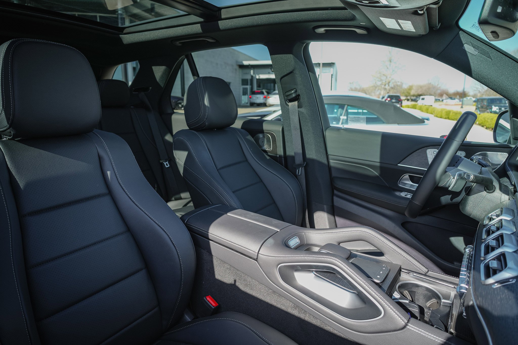 New 2026 MOONLIGHT WHITE Mercedes-Benz GLE 450 image 24