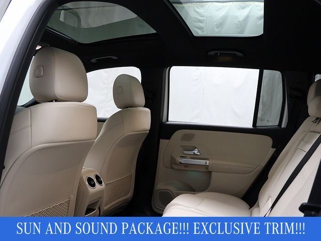 Used 2026 Polar White Mercedes-Benz GLB 250 image 13