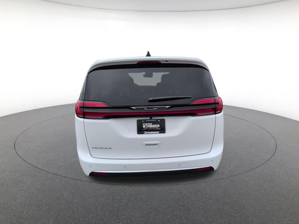 New 2027 Bright White Clear-Coat Exterior Paint Chrysler  image 8
