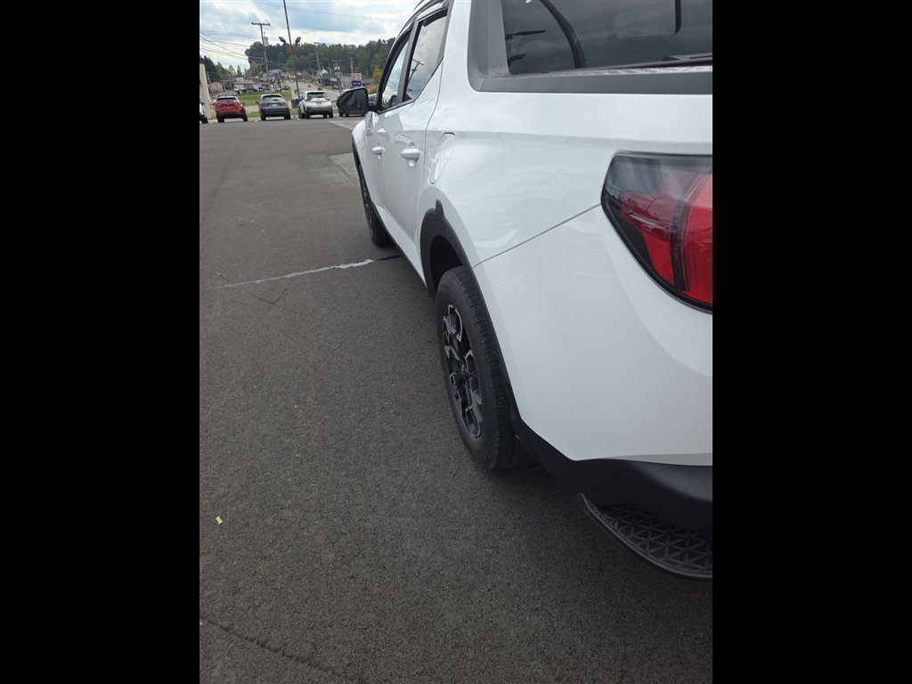 Used 2023 White Hyundai SEL Premium image 10