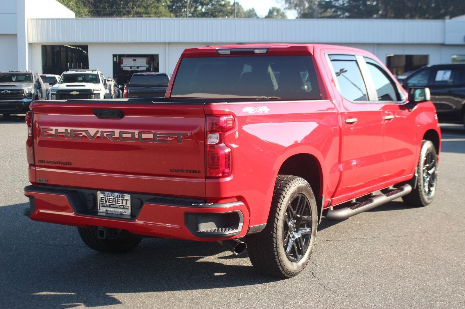 Used 2025 Red Hot Chevrolet Custom image 7