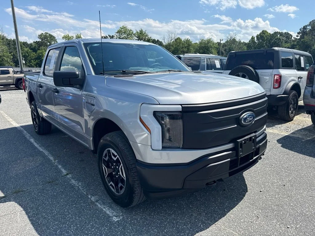 Used 2023 Silver Ford Pro image 2