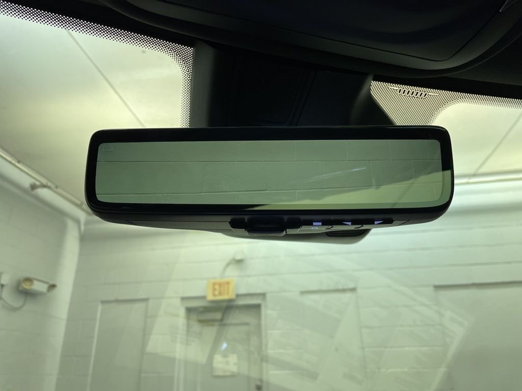 New 2026 Diamond Black Crystal Pearl-Coat Exterior Paint Jeep Limited Reserve image 14