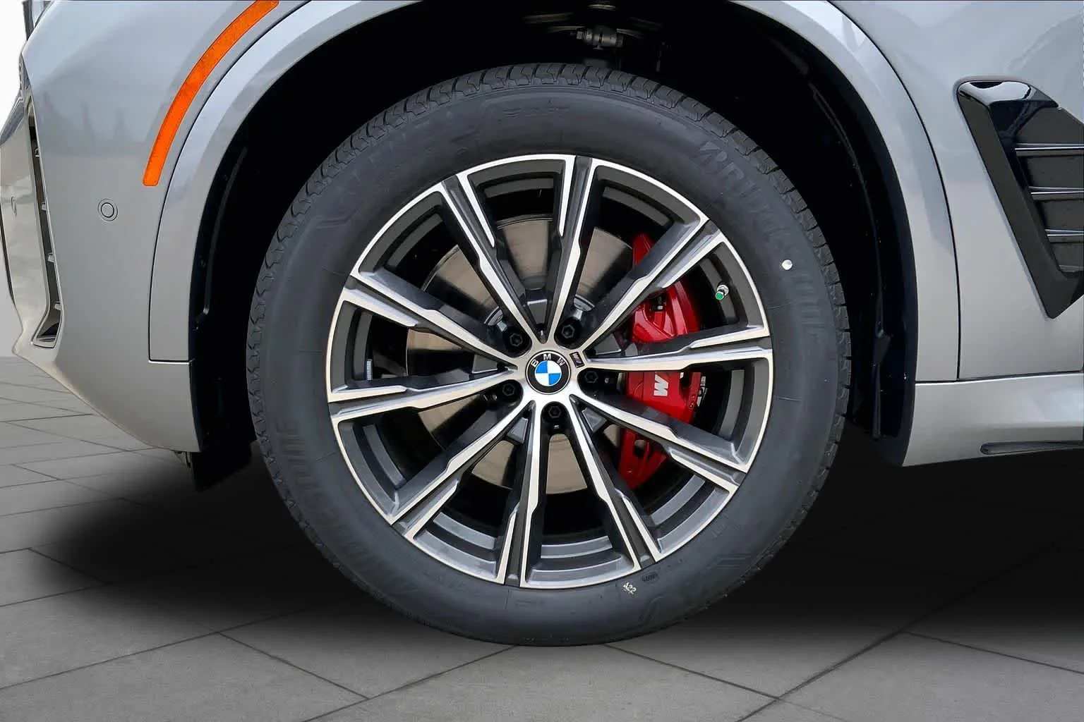 New 2026 Skyscraper Grey Metallic BMW xDrive40i image 12