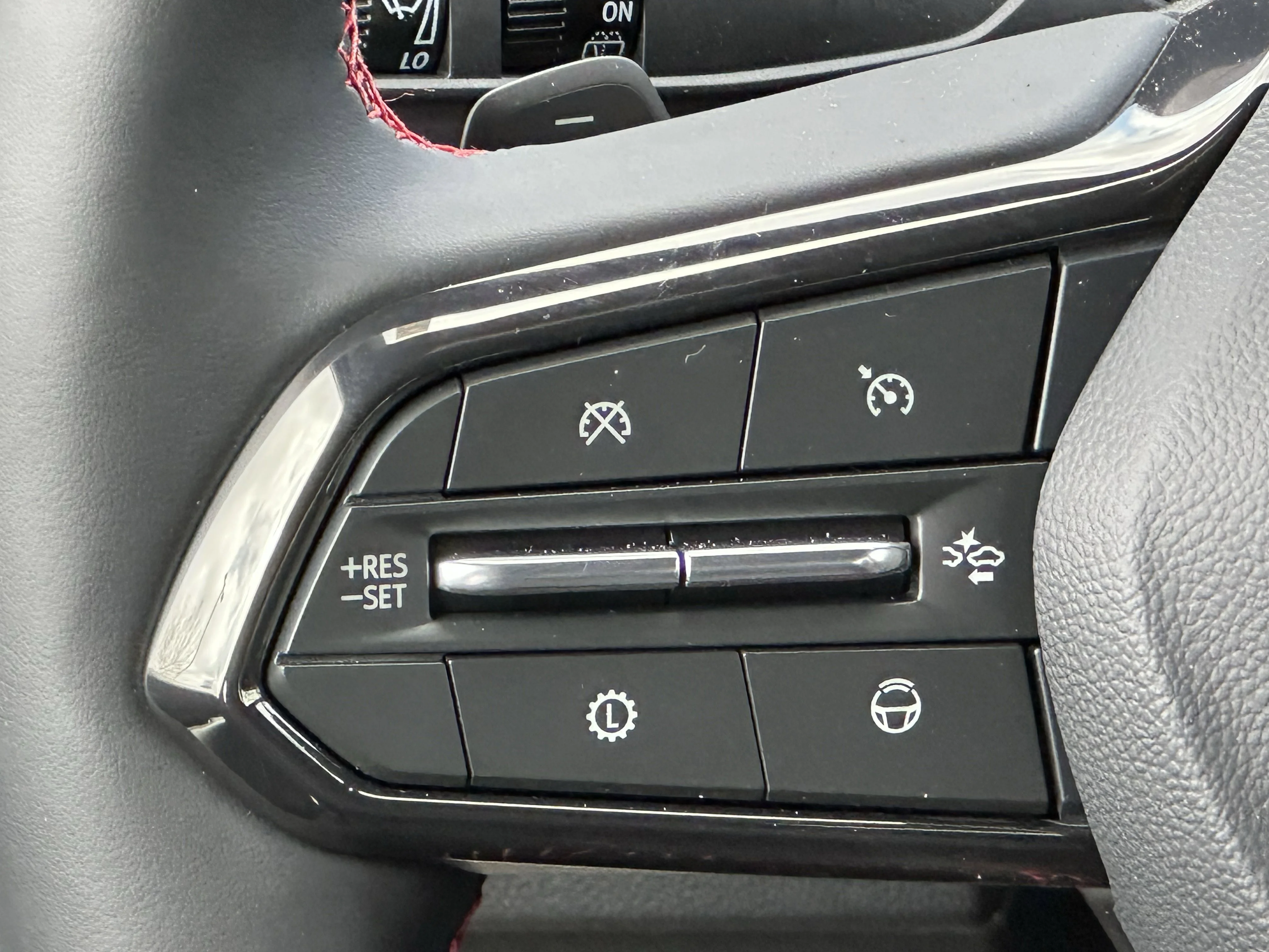 New 2026 Mosaic Black Metallic Chevrolet RS image 12