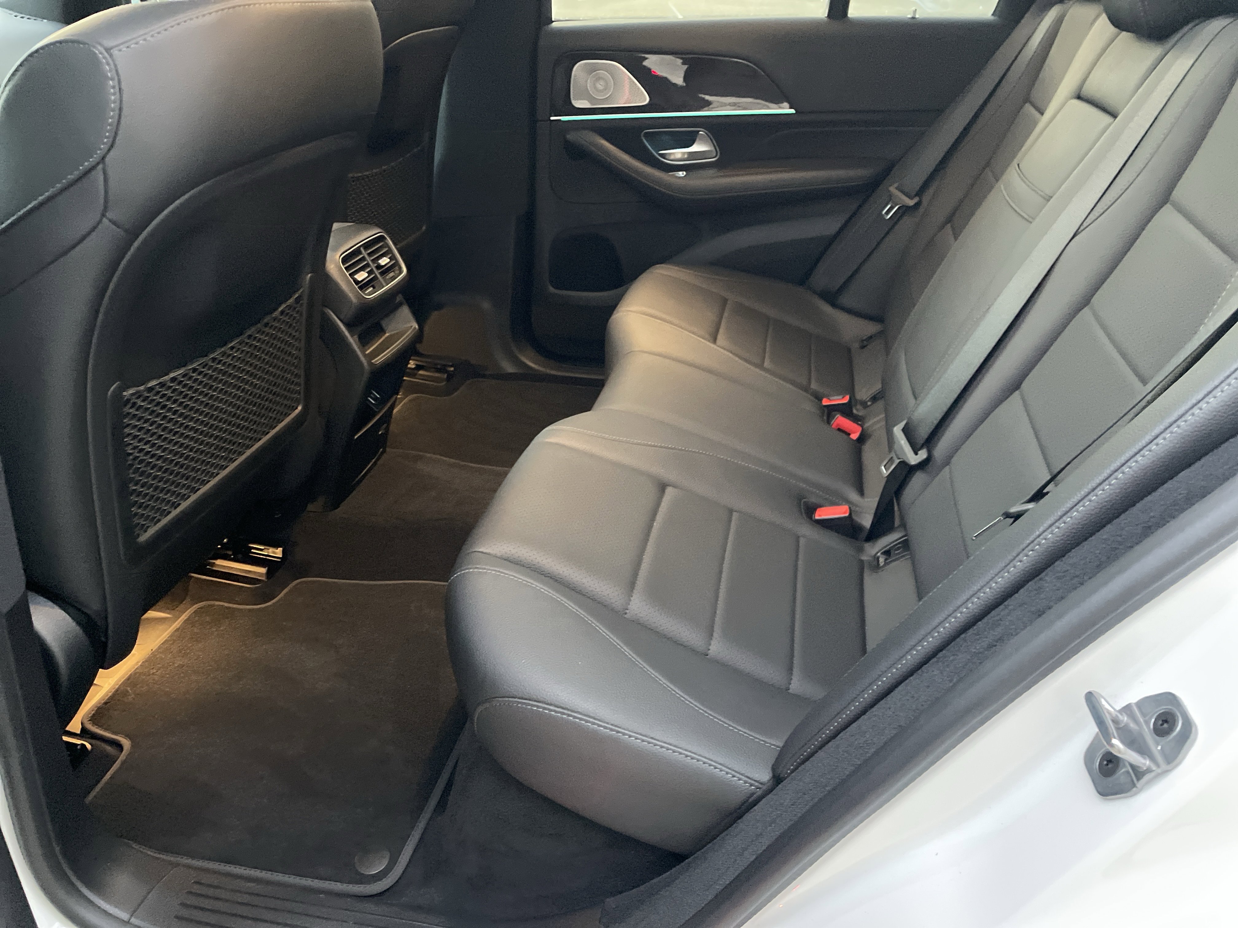 Certified Used 2023 Polar White Mercedes-Benz GLE 350 SUV image 37