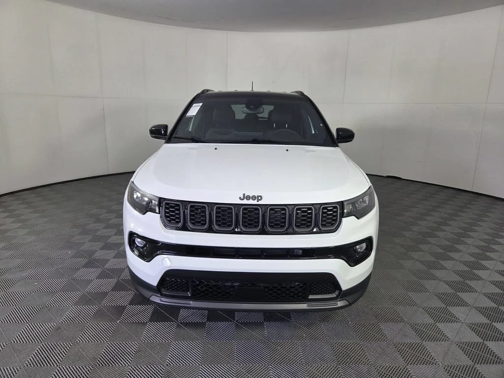 New 2026 Bright White Clear-Coat Exterior Paint Jeep Limited Altitude image 3