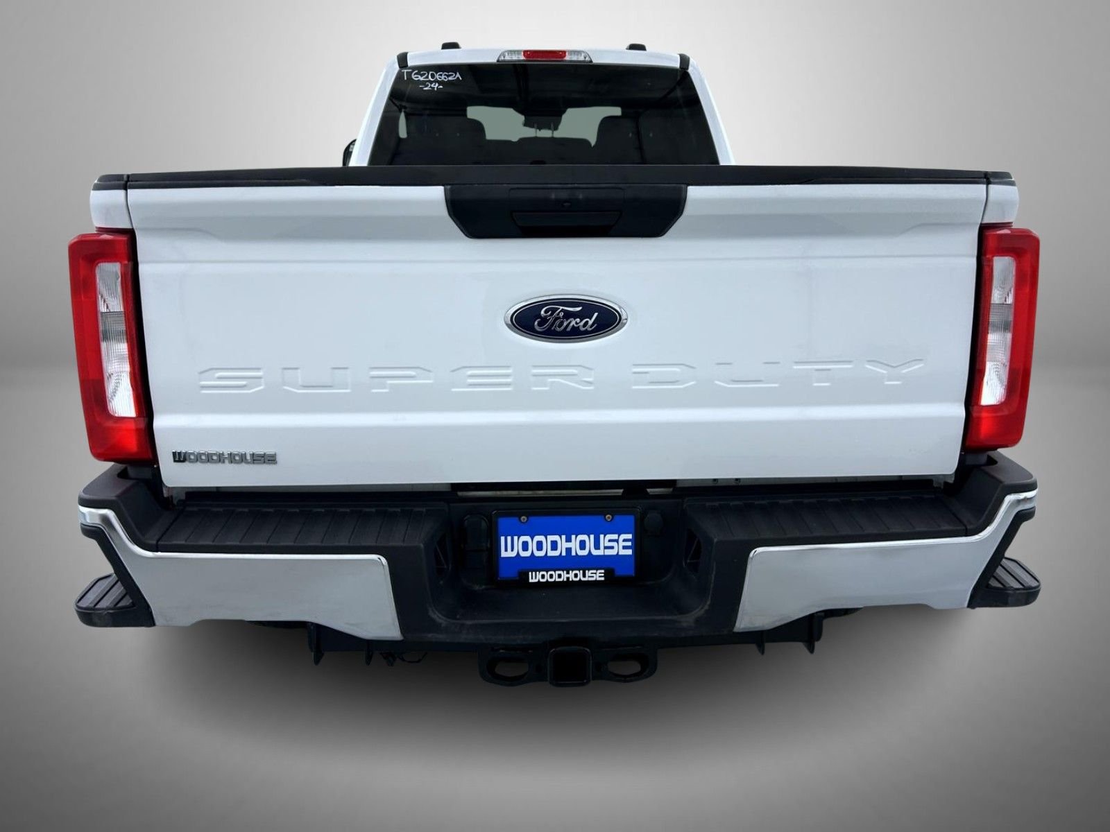 Used 2024 White Ford XLT image 6