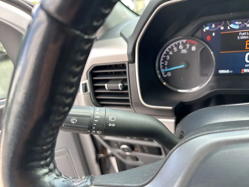 Used 2022 White Ford XLT image 34