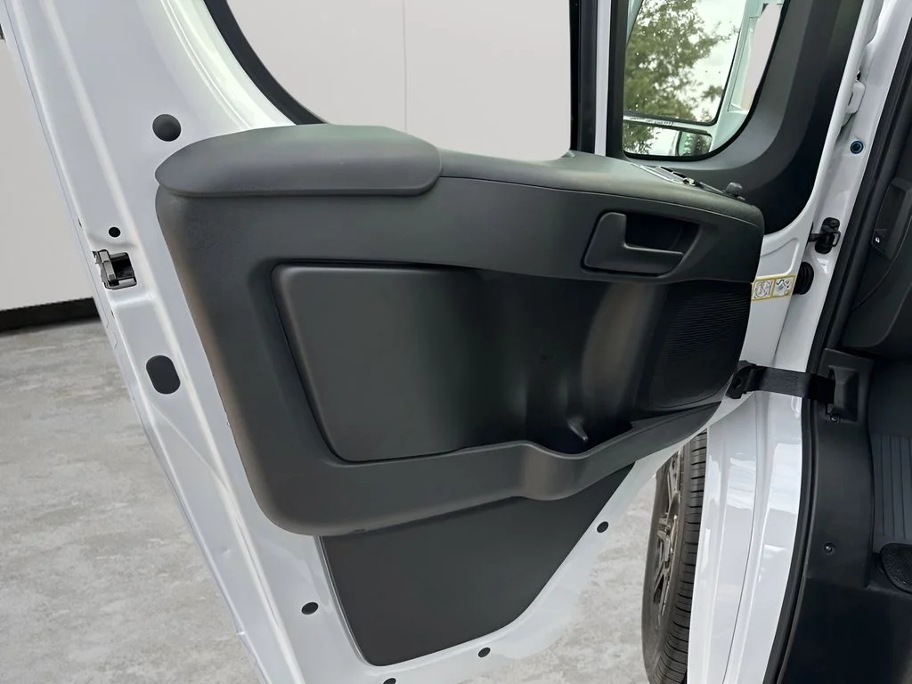 2025 RAM ProMaster Window Van Base - Photo 29