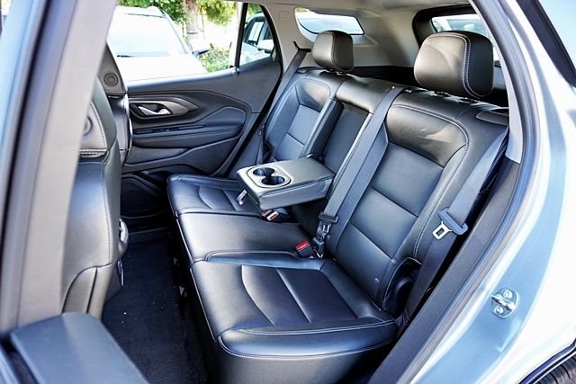 Used 2024 Silver GMC SLT image 15