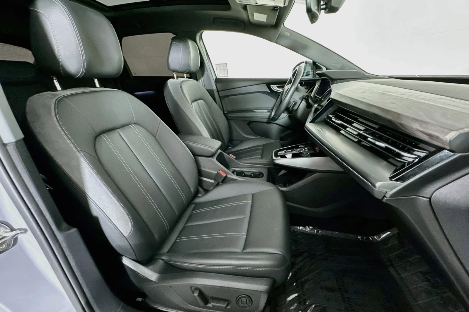 Used 2024 Pebble Gray Audi Premium image 8