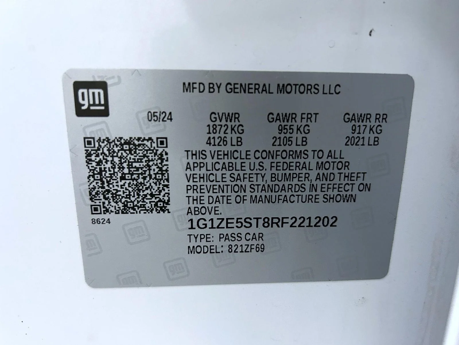 Used 2024 White Chevrolet LT image 25