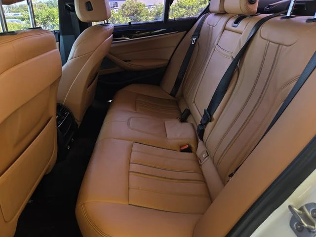 Used 2019 Mineral White Metallic BMW 540i image 18
