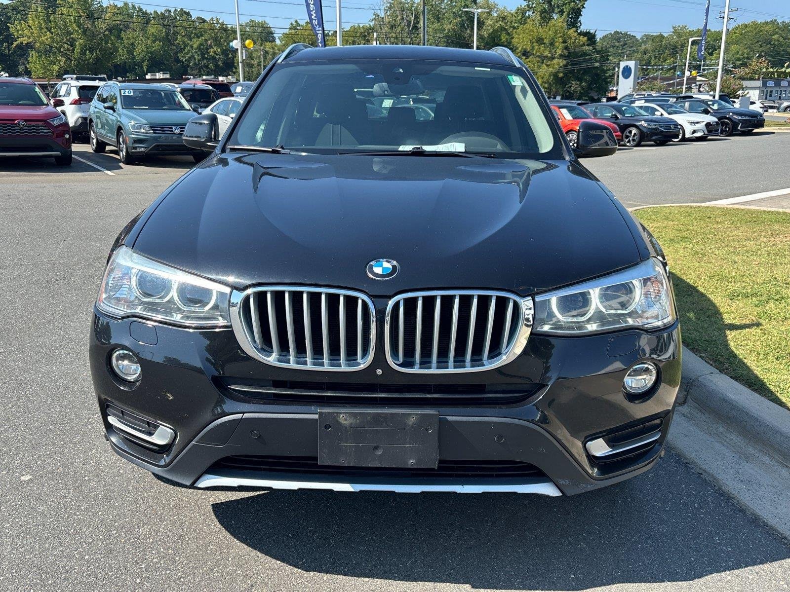 Used 2017 Black Sapphire Metallic BMW xDrive28i image 8