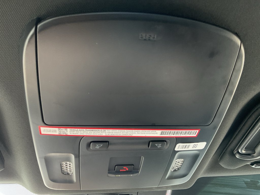 Used 2025 Ice Cap Toyota SE image 21