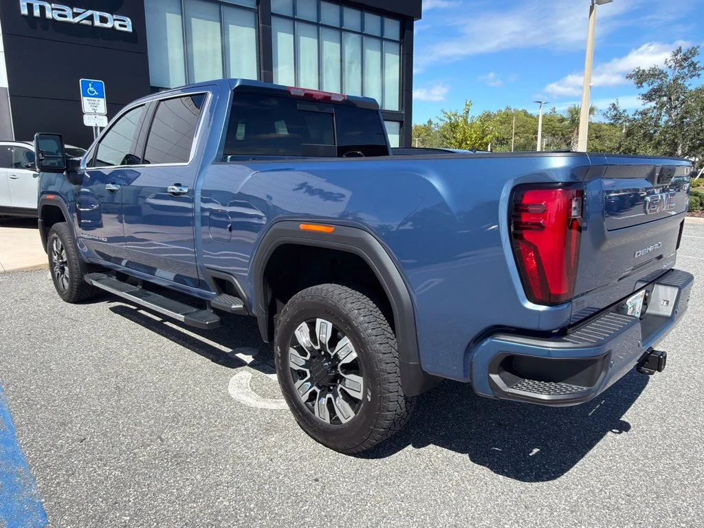 Used 2025 Blue GMC Denali image 8