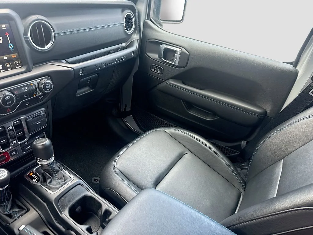 Used 2023 Silver Jeep Rubicon 4xe image 26
