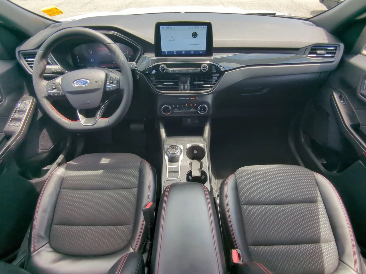 2025 Ford Escape ST-Line - Photo 14