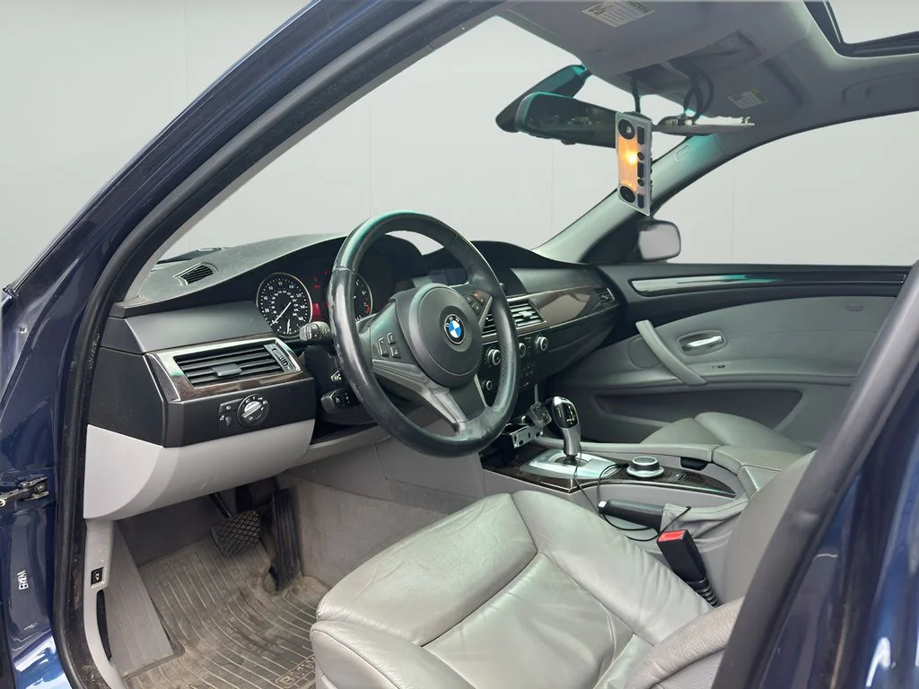 Used 2008 Monaco Blue Metallic BMW 528i image 10