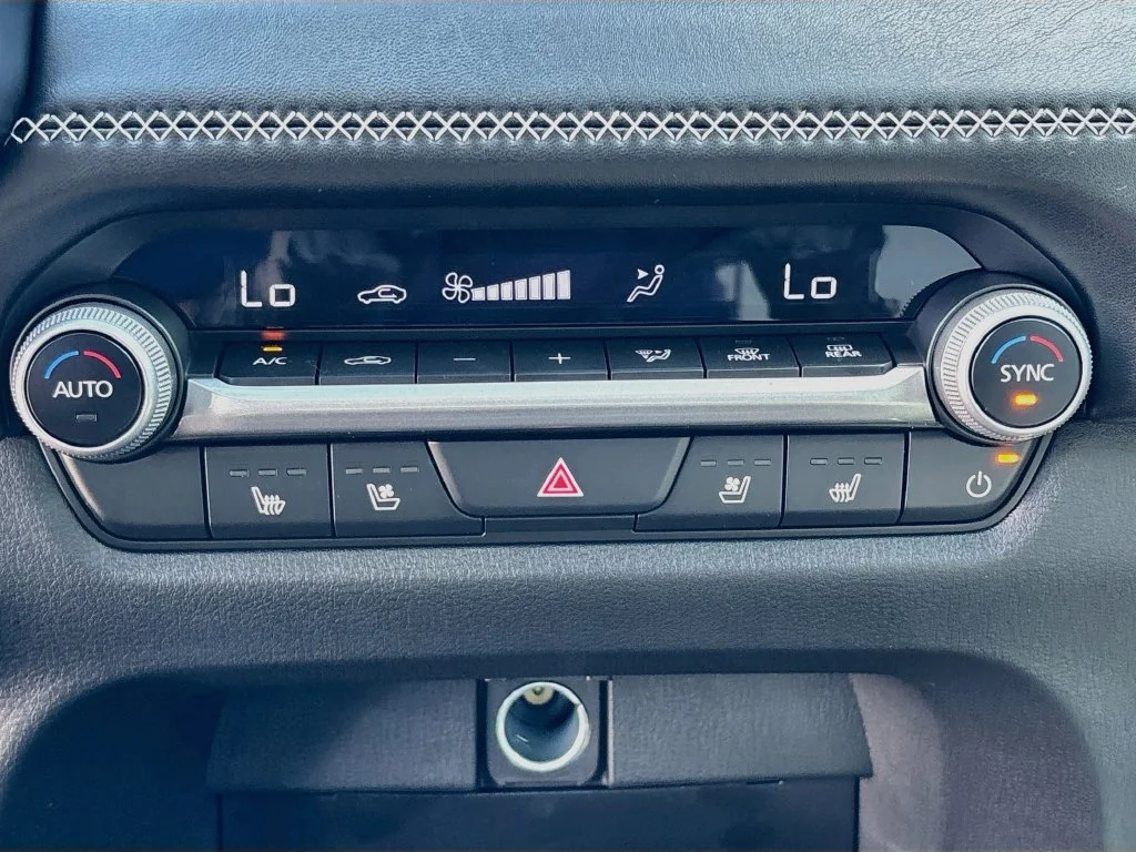 New 2026 Wind Chill Pearl Mazda 2.5 S Premium AWD image 16