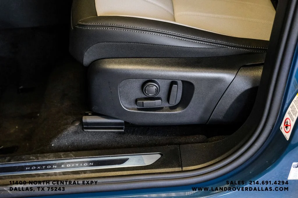 New 2026 Tribeca Blue Metallic Land Rover Hoxton Edition image 32