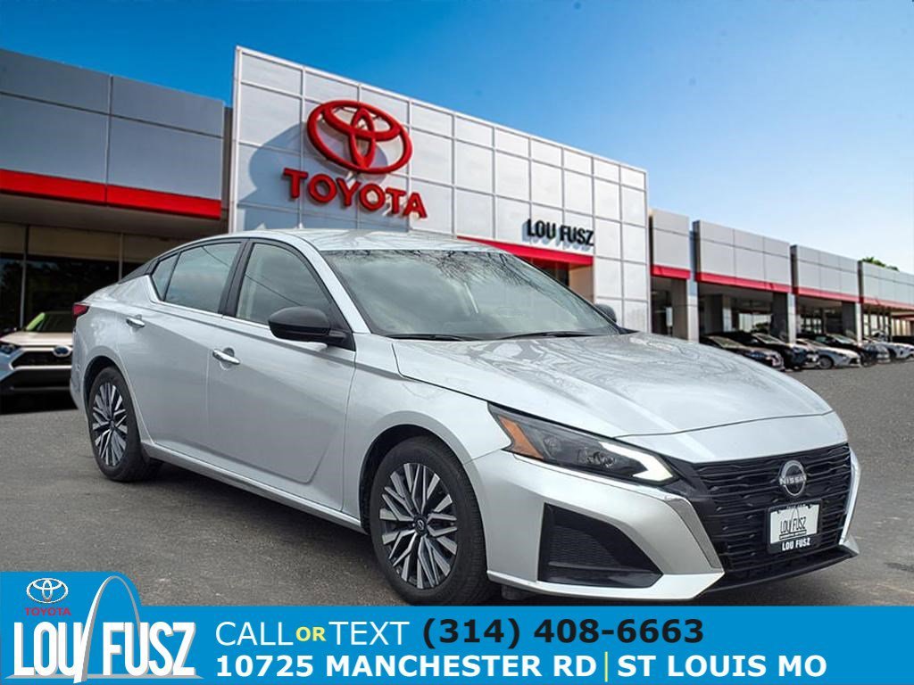 2024 Nissan Altima SV