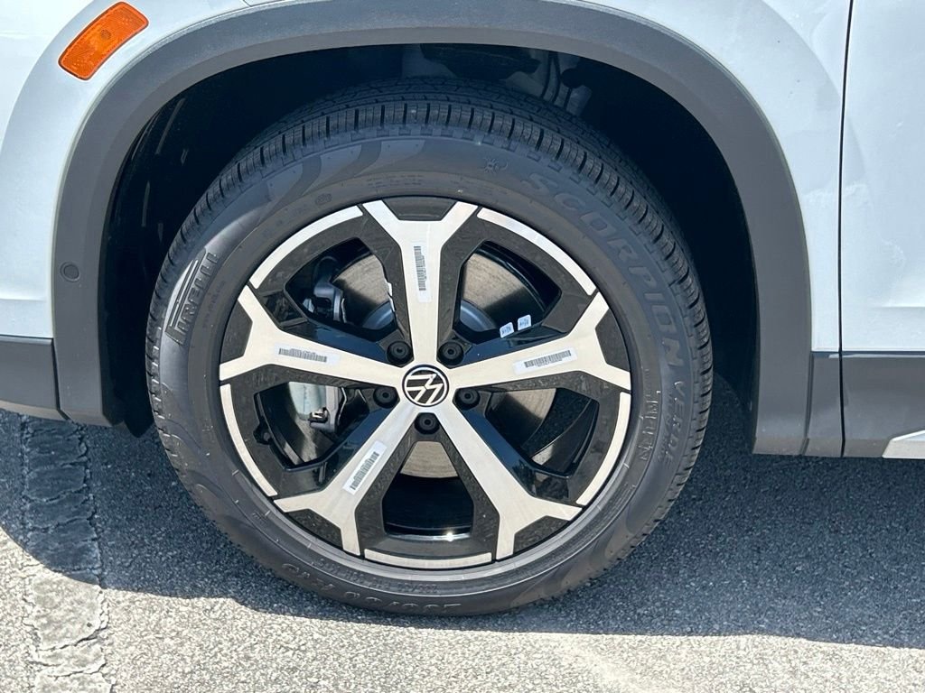 New 2026 White Volkswagen 2.0T SE image 52
